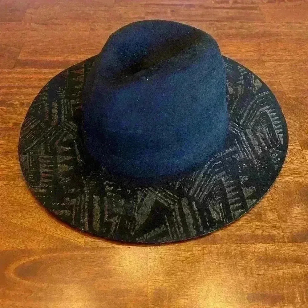 Ruggine Women’s Boho 100% Wool Laser Print Brim Panama Hat Black Brown